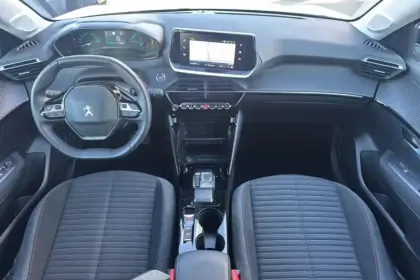 Photo 15 Peugeot 208  Electrique 50 kWh 136ch