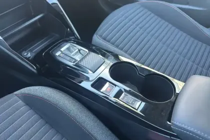 Photo 20 Peugeot 208  Electrique 50 kWh 136ch