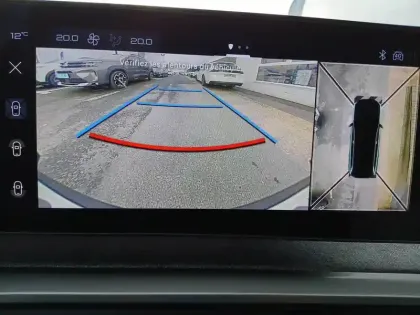 Photo 54 Peugeot 5008  Hybrid 136 e-DCS6