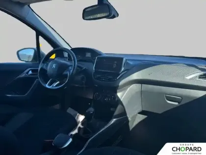 Photo 12 Peugeot 2008  PureTech 82ch BVM5