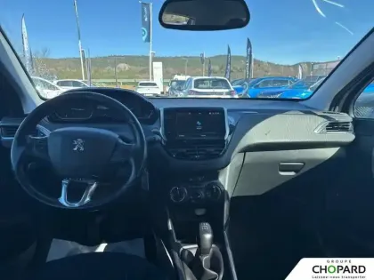 Photo 70 Peugeot 2008  PureTech 82ch BVM5