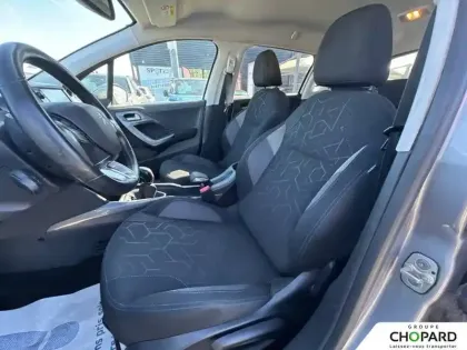 Photo 69 Peugeot 2008  PureTech 82ch BVM5