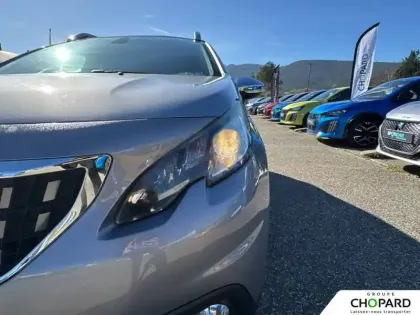 Photo 21 Peugeot 2008  PureTech 82ch BVM5