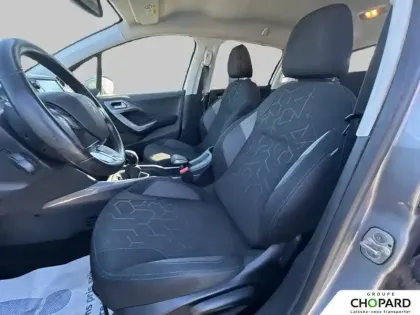 Photo 47 Peugeot 2008  PureTech 82ch BVM5