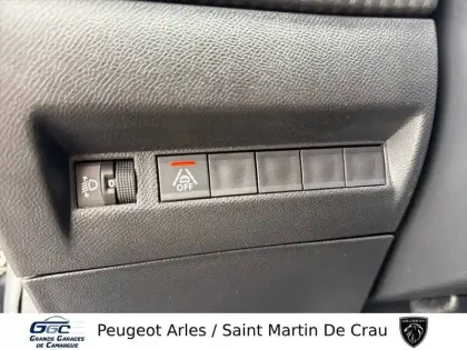 Photo 15 Peugeot 208  PureTech 100 S&S BVM6