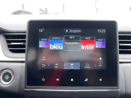 Photo 64 Renault Captur  E-Tech hybride 145