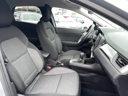 Photo 73 Renault Captur  E-Tech hybride 145