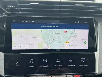 Photo 17 Peugeot 308  BlueHDi 130ch S&S EAT8