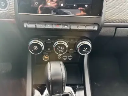 Photo 34 Renault Arkana  E-Tech hybride 145 - 22