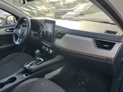 Photo 13 Renault Arkana  E-Tech hybride 145 - 22