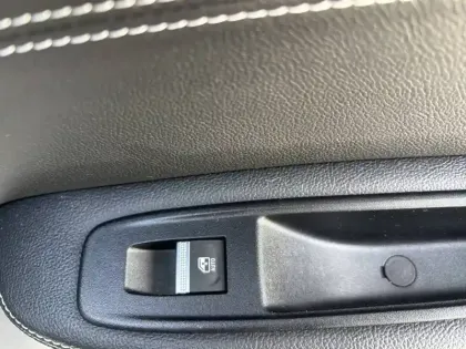 Photo 19 Renault Arkana  E-Tech hybride 145 - 22