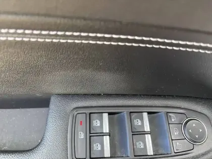 Photo 24 Renault Arkana  E-Tech hybride 145 - 22