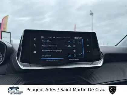 Photo 19 Peugeot 208  PureTech 100 S&S EAT8