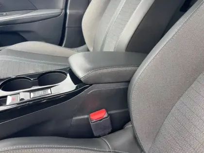 Photo 18 Peugeot 2008  BlueHDi 130 S&S EAT8