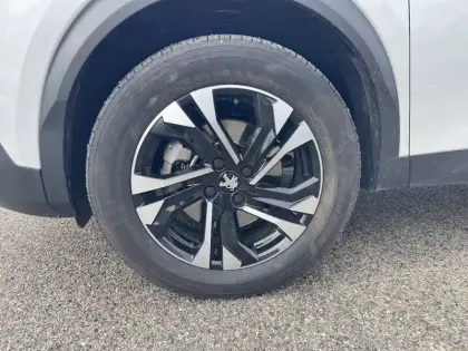 Photo 8 Peugeot 2008  BlueHDi 130 S&S EAT8