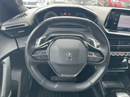 Photo 11 Peugeot 2008  BlueHDi 130 S&S EAT8