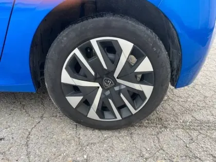 Photo 54 Peugeot 208  PureTech 100 S&S BVM6