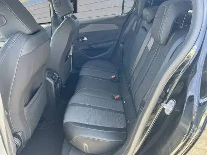 Photo 31 Peugeot 308  PHEV 180 e-EAT8