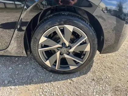 Photo 11 Peugeot 308 Gén. III Ph1 Allure Pack 5