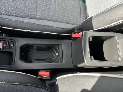 Photo 40 Renault Clio  Eco-G 100 ch GSR2