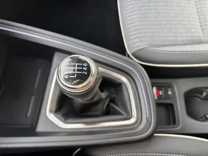 Photo 35 Renault Clio  Eco-G 100 ch GSR2