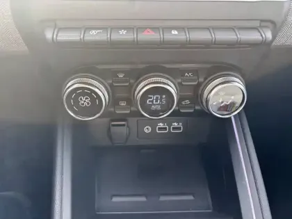 Photo 36 Renault Clio  Eco-G 100 ch GSR2