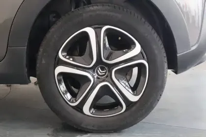 Photo 8 Citroën C3  BlueHDi 100 S&S BVM6