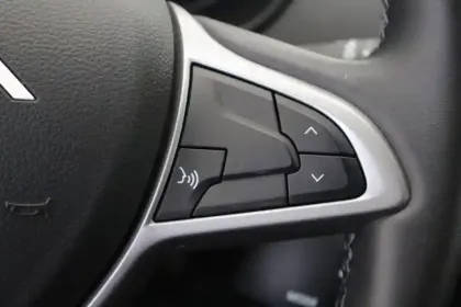 Photo 109 Dacia Duster  Blue dCi 115 4x2