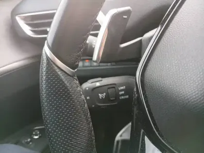 Photo 15 Peugeot 3008  PureTech 130ch S&S EAT8