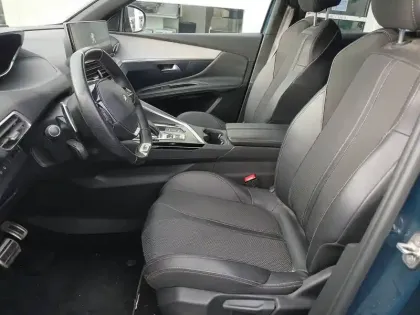 Photo 8 Peugeot 3008  PureTech 130ch S&S EAT8