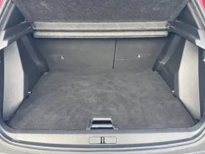 Photo 66 Peugeot 2008  PureTech 100 S&S BVM6