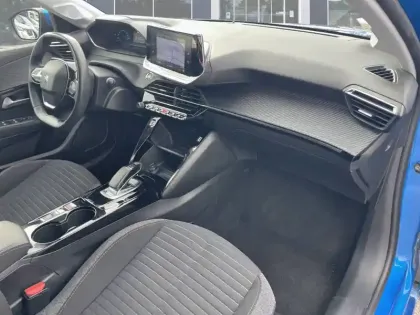 Photo 17 Peugeot 208  Electrique 50 kWh 136ch