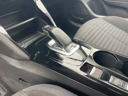 Photo 20 Peugeot 208  Electrique 50 kWh 136ch