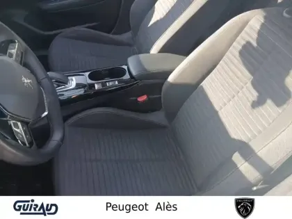 Photo 8 Peugeot 208  Electrique 50 kWh 136ch