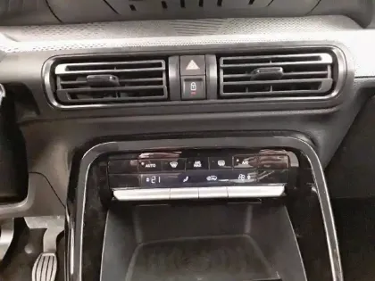 Photo 17 Citroën C3  Turbo 100 ch BVM6