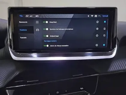 Photo 52 Peugeot 208  Hybrid 100 e-DCS6