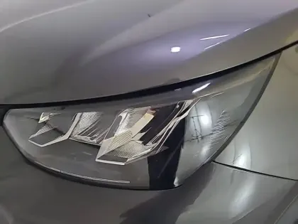 Photo 15 Peugeot 2008  PureTech 130 S&S EAT8