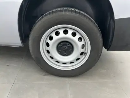 Photo 74 Peugeot Partner  FOURGON XL 950 KG BLUEHDI 100 S&S BVM6