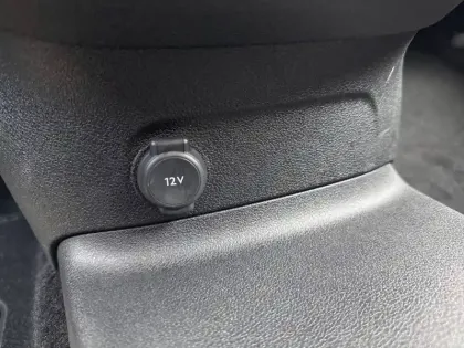 Photo 24 Peugeot Partner  FOURGON XL 950 KG BLUEHDI 100 S&S BVM6