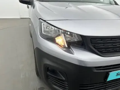 Photo 77 Peugeot Partner  FOURGON XL 950 KG BLUEHDI 100 S&S BVM6