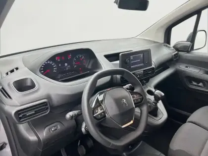 Photo 69 Peugeot Partner  FOURGON XL 950 KG BLUEHDI 100 S&S BVM6