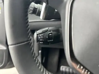 Photo 18 Peugeot 208  PureTech 130 S&S EAT8