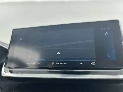 Photo 24 Peugeot 208  PureTech 130 S&S EAT8