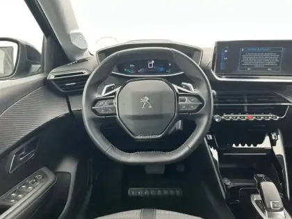 Photo 8 Peugeot 208  PureTech 130 S&S EAT8