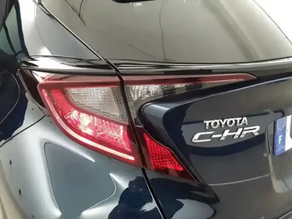Photo 16 Toyota C-HR  Hybride 1.8L
