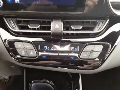 Photo 42 Toyota C-HR Gén. I Ph2 NG Design 5