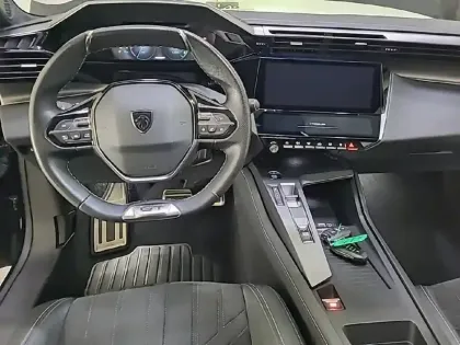 Photo 7 Peugeot 308  PHEV 180 e-EAT8