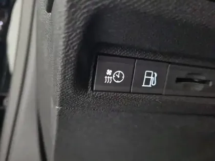 Photo 30 Peugeot 308  PHEV 180 e-EAT8