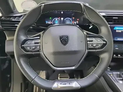 Photo 42 Peugeot 308  PHEV 180 e-EAT8