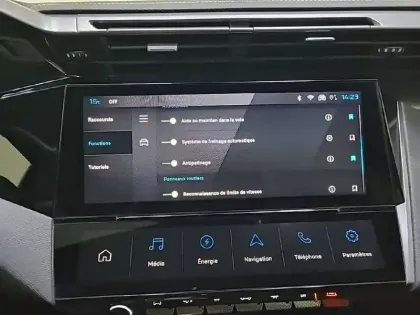 Photo 21 Peugeot 308  PHEV 180 e-EAT8